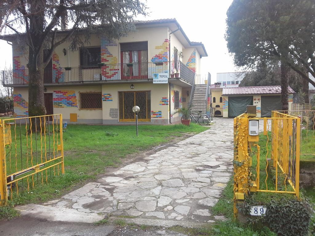 Tropical Bed&Breakfast Lucca Exterior photo
