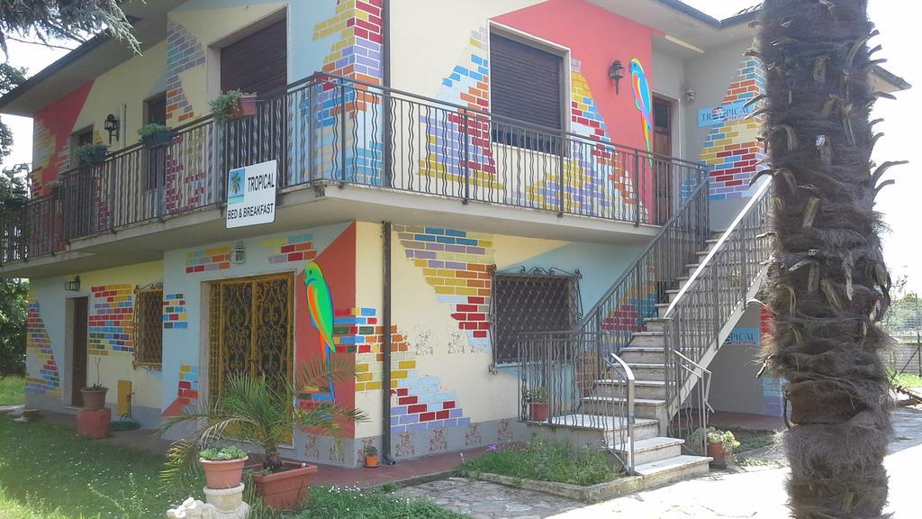 Tropical Bed&Breakfast Lucca Exterior photo